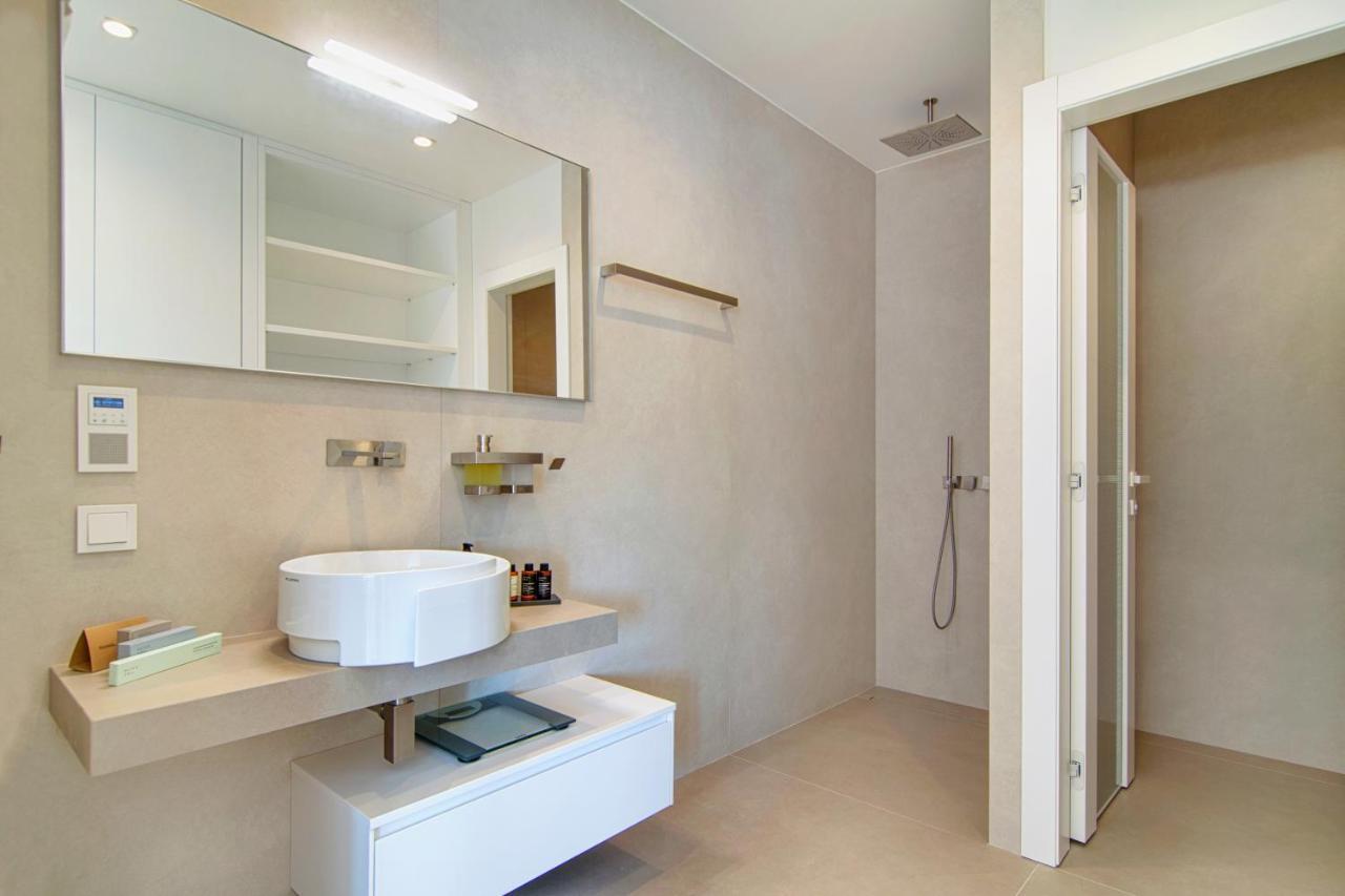 Livinghome Suites Парга Экстерьер фото