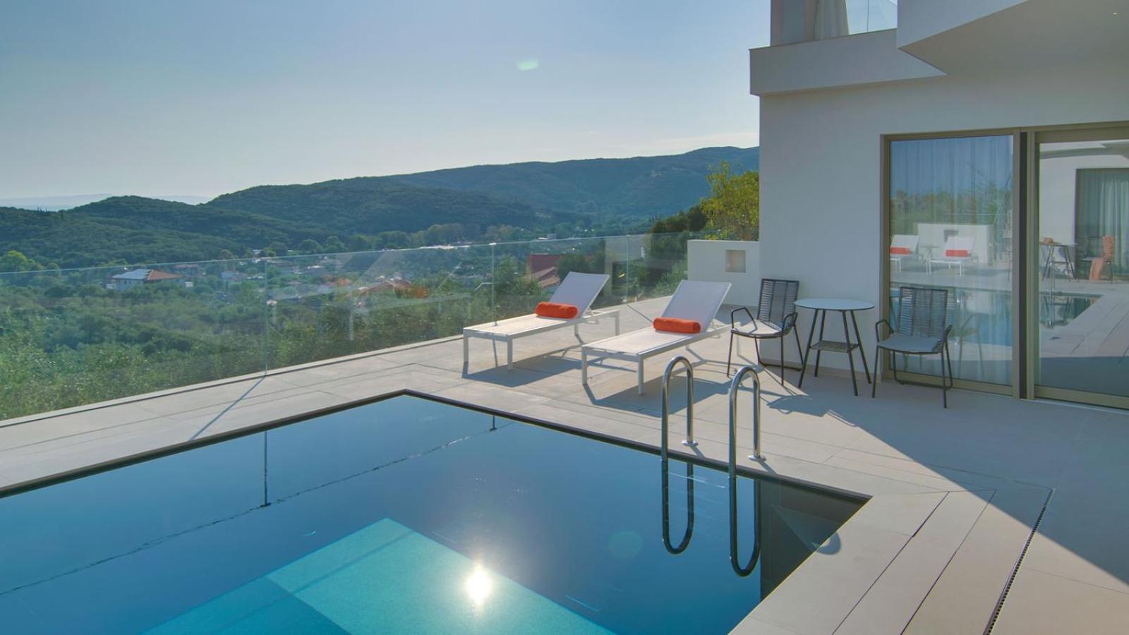Livinghome Suites Парга Экстерьер фото