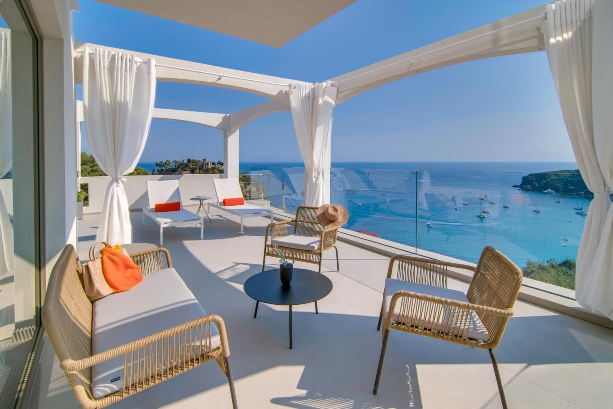 Livinghome Suites Парга Экстерьер фото